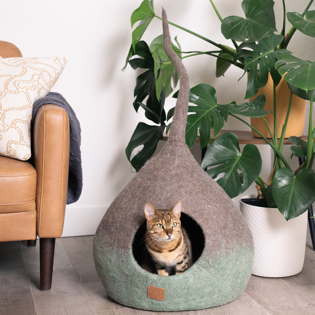 Fairy Tail Ombre Felted Wool Cat Cave