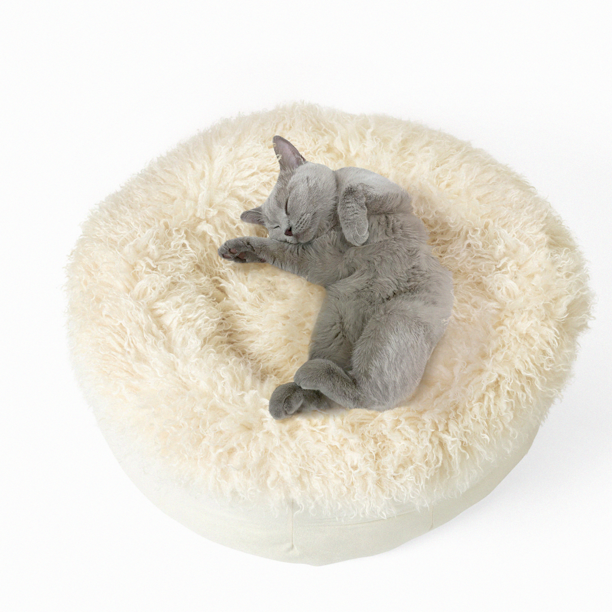 PupPouf™ Luxe Faux Fur Donut Pet Bed - Plush Sheep Ivory